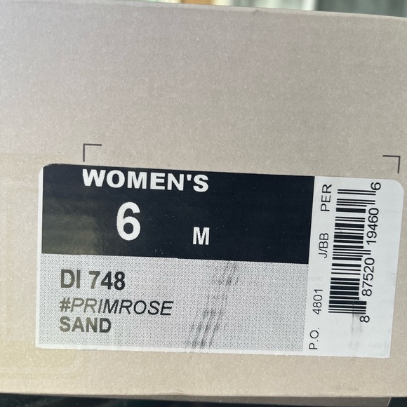 Embroidered Boots - Picture 3 of 9